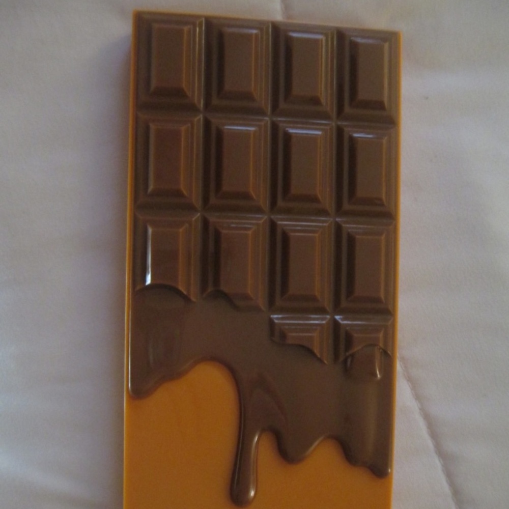 Peanut Butter Cup Eyeshadow Palette